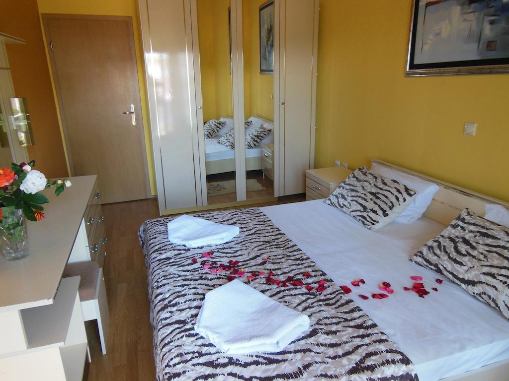 Apartment Petrovic أولتْسي الغرفة الصورة